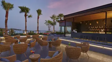 Bandara Phuket Beach Resort