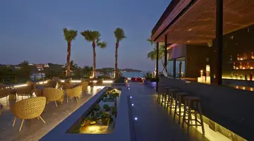 Bandara Phuket Beach Resort