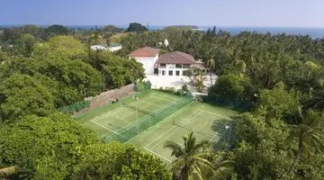 BANDOS ISLAND RESORT & SPA