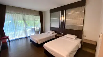 Bangsaen Heritage Hotel