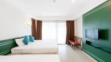 Bangsaen Heritage Hotel