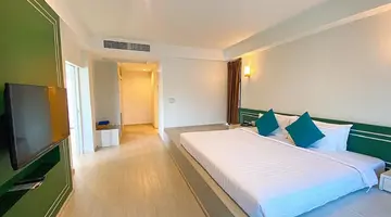Bangsaen Heritage Hotel