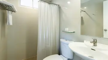 Bangsaen Heritage Hotel