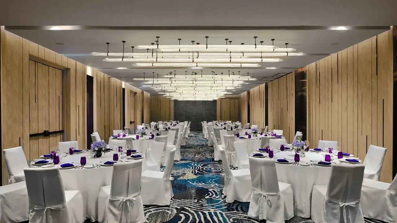 BANYAN TREE KRABI