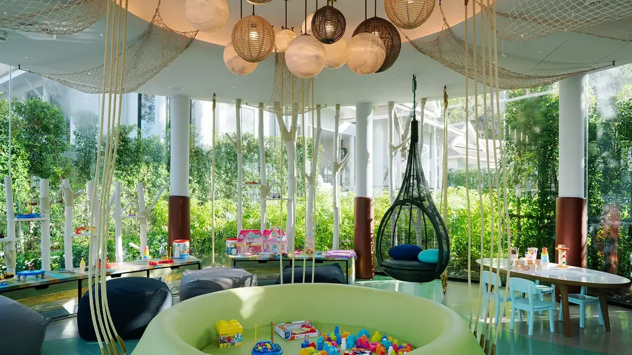 BANYAN TREE KRABI