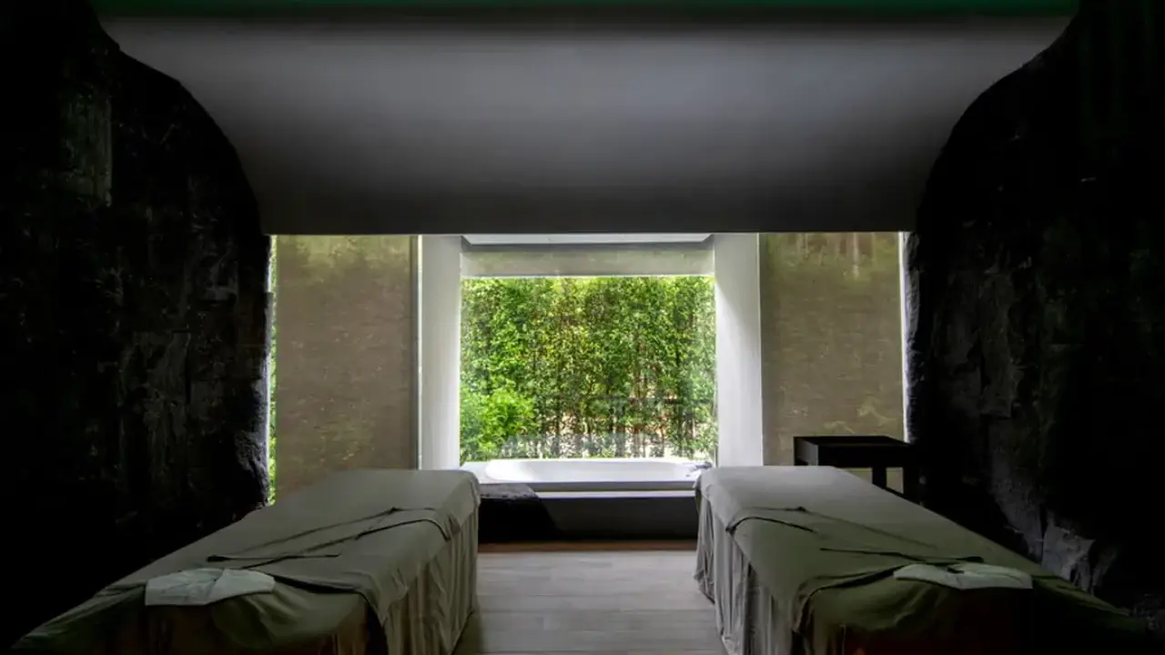 BANYAN TREE KRABI