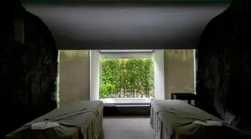 BANYAN TREE KRABI