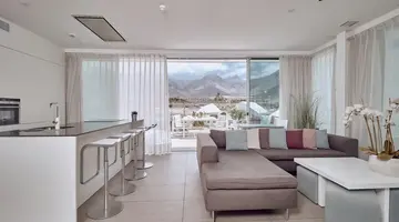 Baobab Suites