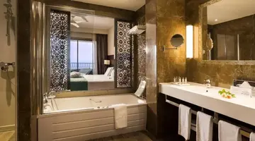 Barcelo Concorde Green Park Palace