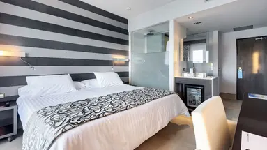 Barcelo Hamilton