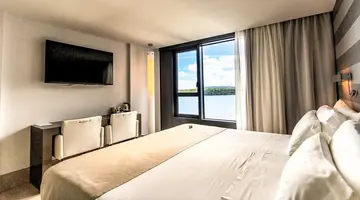 Barcelo Hamilton