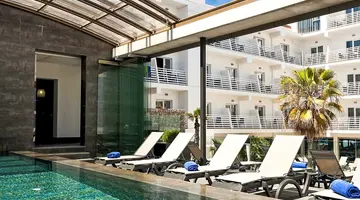 Barcelo Hamilton