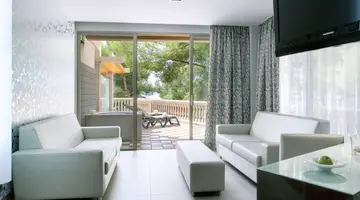 BARCELO ILLETAS ALBATROS (ADULTS ONLY 17+)