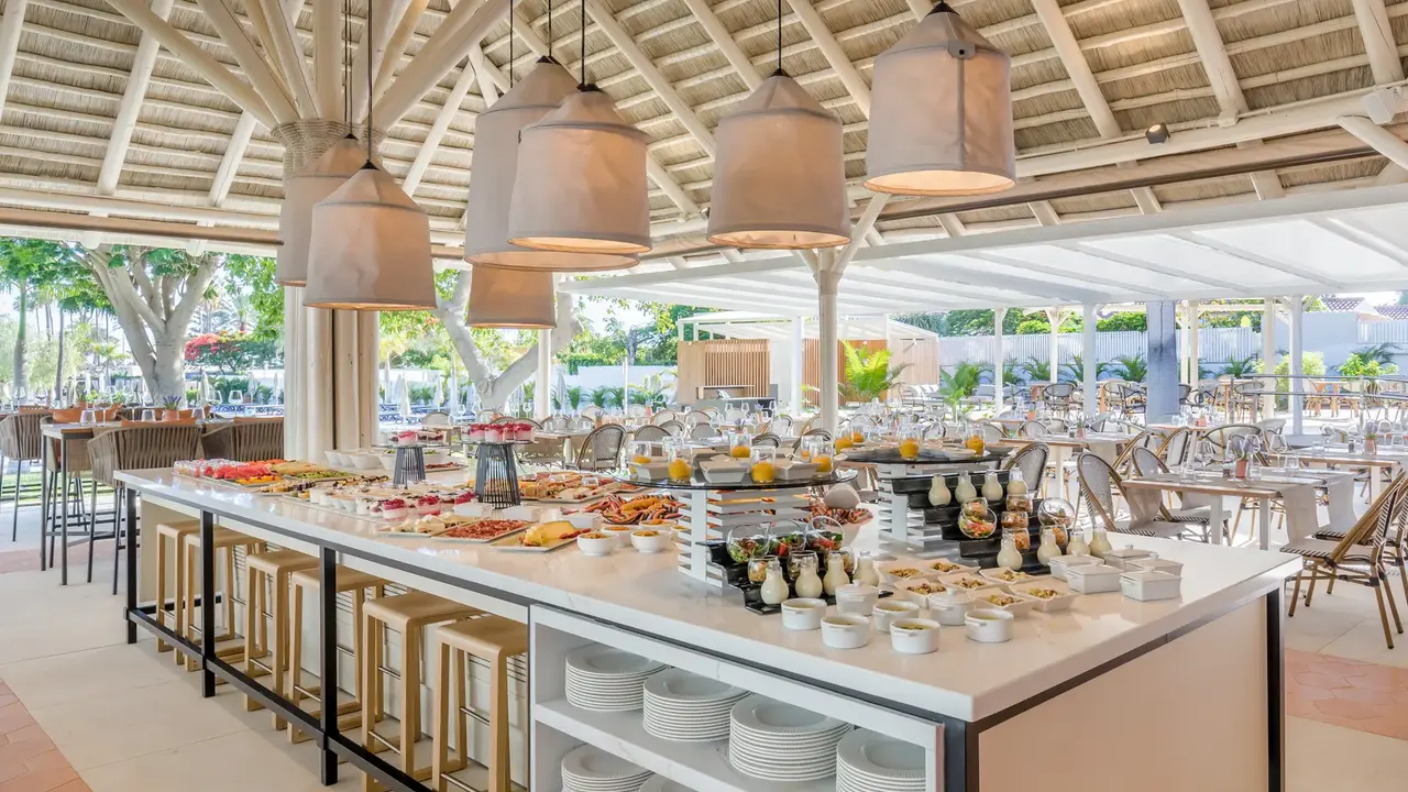 Barcelo Margaritas Royal Level
