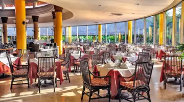 Barcelo Maya Grand Resort