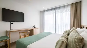 Barcelo Nura