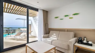Barcelo Nura