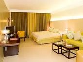Barcelo Royal Beach