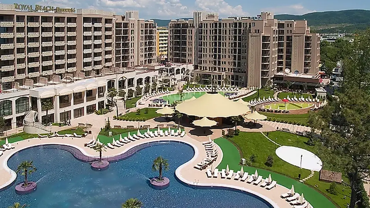 BARCELO ROYAL BEACH