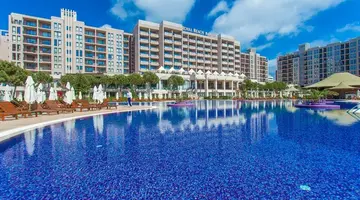 Barcelo Royal Beach