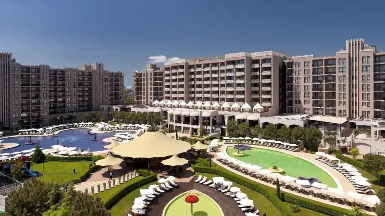 BARCELO ROYAL BEACH
