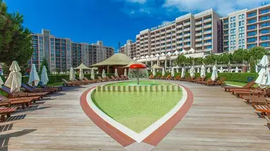 Barcelo Royal Beach