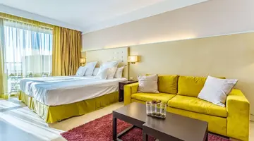 Barcelo Royal Beach