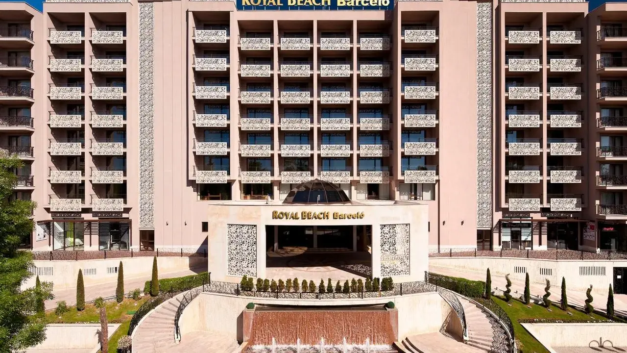 Barcelo Royal Beach
