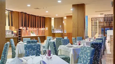 Barcelo Royal Beach