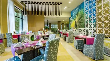 BARCELO ROYAL BEACH