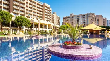 Barcelo Royal Beach