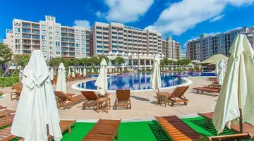 Barcelo Royal Beach