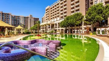 Barcelo Royal Beach