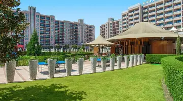 Barcelo Royal Beach