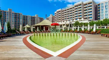 Barcelo Royal Beach
