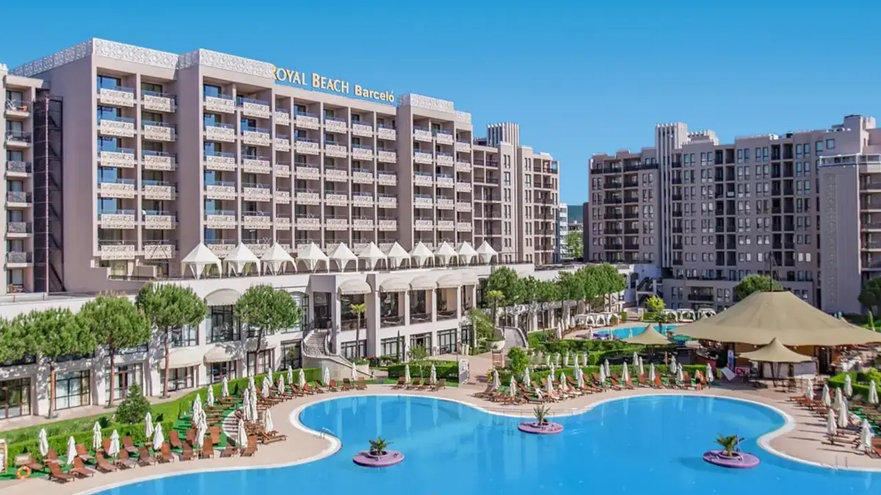 Barcelo Royal Beach