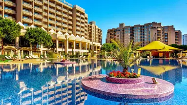 Barcelo Royal Beach