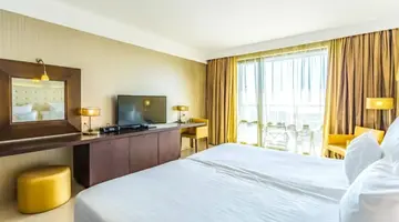 BARCELO ROYAL BEACH