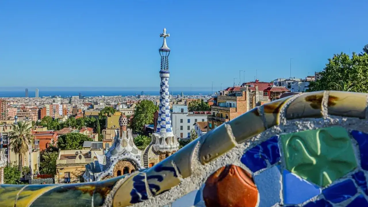 Barcelona - Poczuj magię miasta! - 4 dni