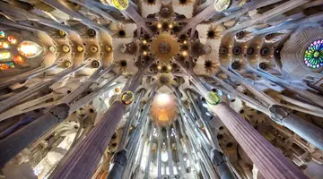 Barcelona - Poczuj magię miasta! - 4 dni