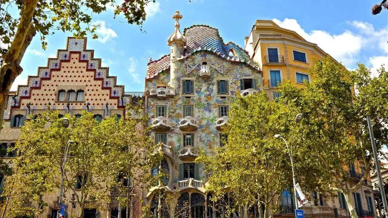 Barcelona - Poczuj magię miasta! - 4 dni