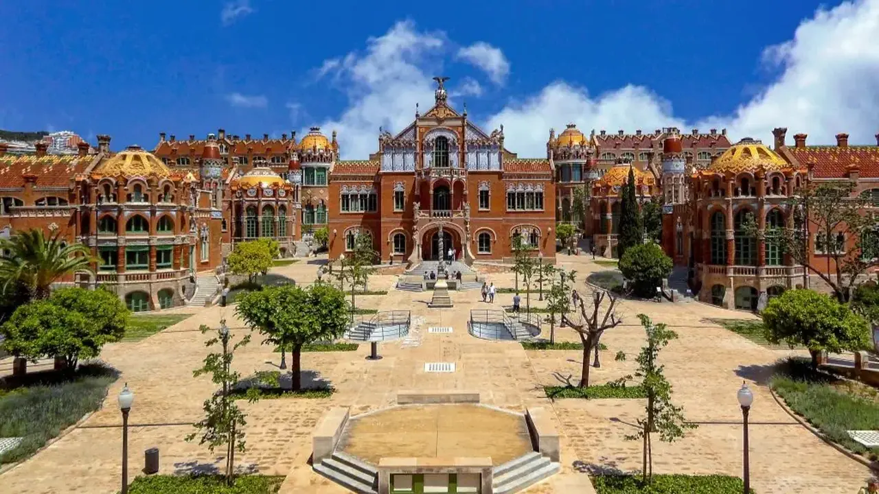 Barcelona - Poczuj magię miasta! - 4 dni