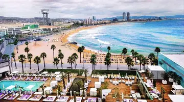 BARCELONA - Zwiedzaj i wypoczywaj - 8 DNI