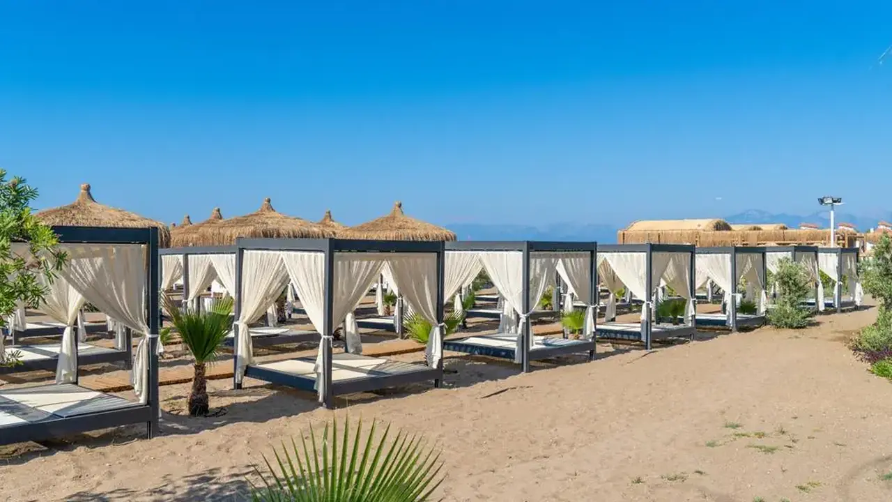 BARUT LARA COLLECTION