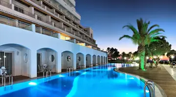 Batihan Beach Resort & Spa Ultra All Inc