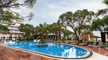 BATIHAN BEACH RESORT