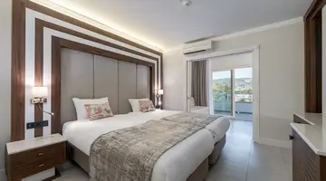 BATIHAN BEACH RESORT