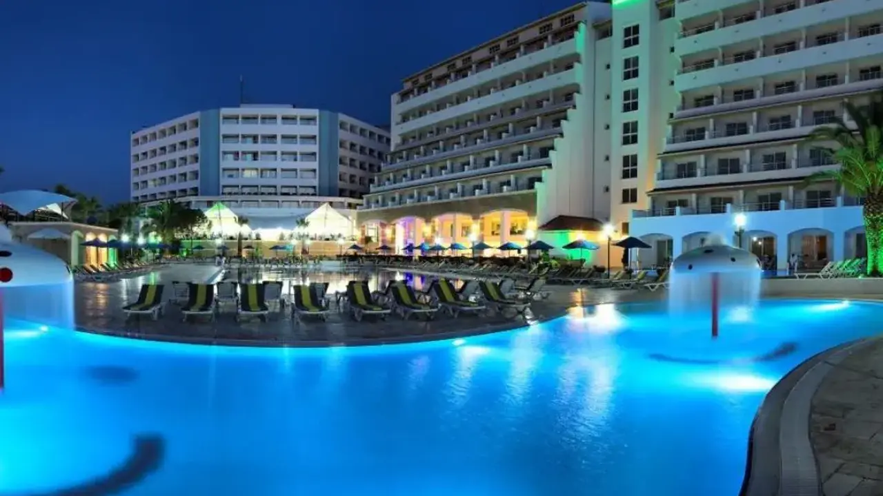 BATIHAN BEACH RESORT