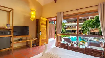 BAUHINIA RESORT