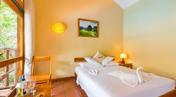 BAUHINIA RESORT
